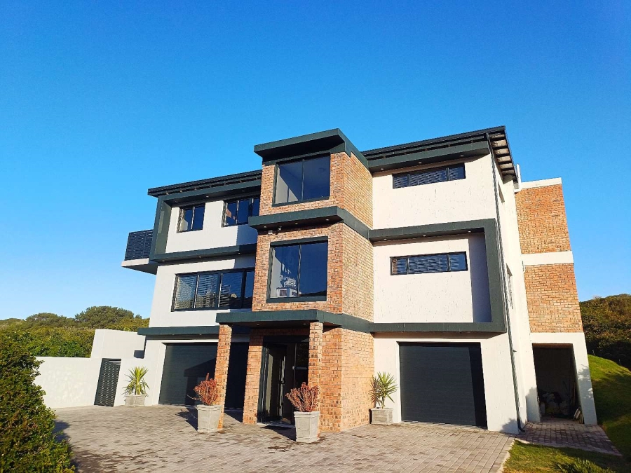 4 Bedroom Property for Sale in Dana Bay Western Cape